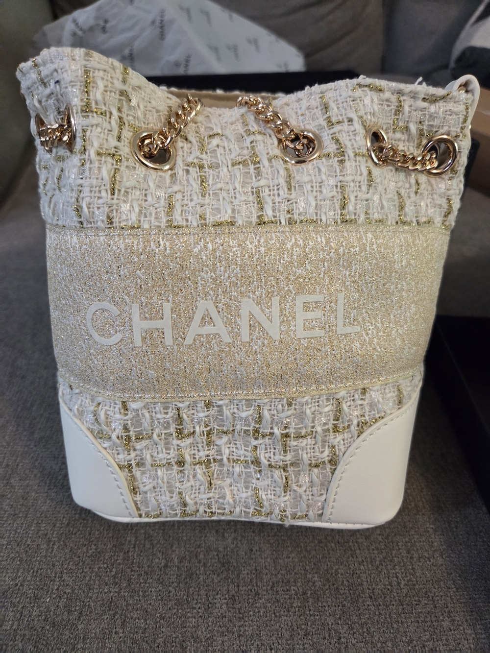CHANEL White and Gold Tweed & Glitter Bucket Shoulder Bag GWP